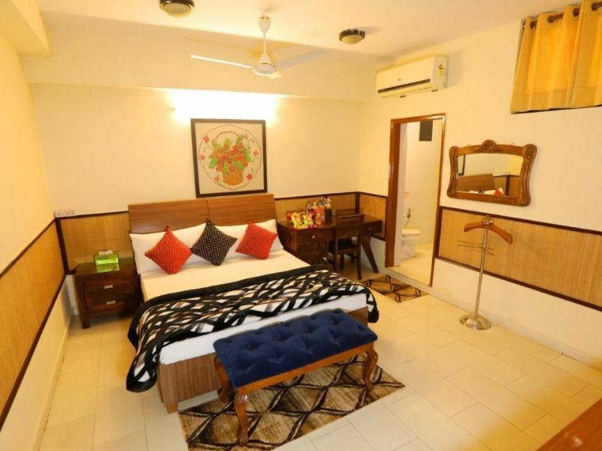 Bhambri Expo House Hotel Delhi  Ngoại thất bức ảnh